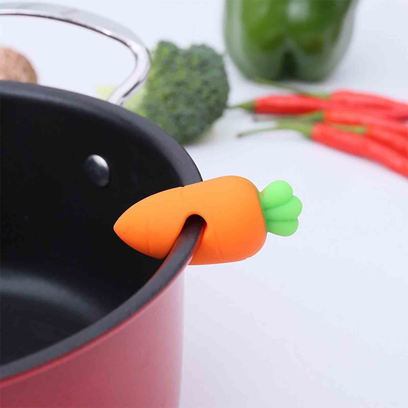Kraoden Spill-Proof Lid Lifters Carrot Shape Silicone Lid Lifters Steam Releaser for Soup Pot and Saucepan, Unique Kitchen Gadgets Cooking Helper