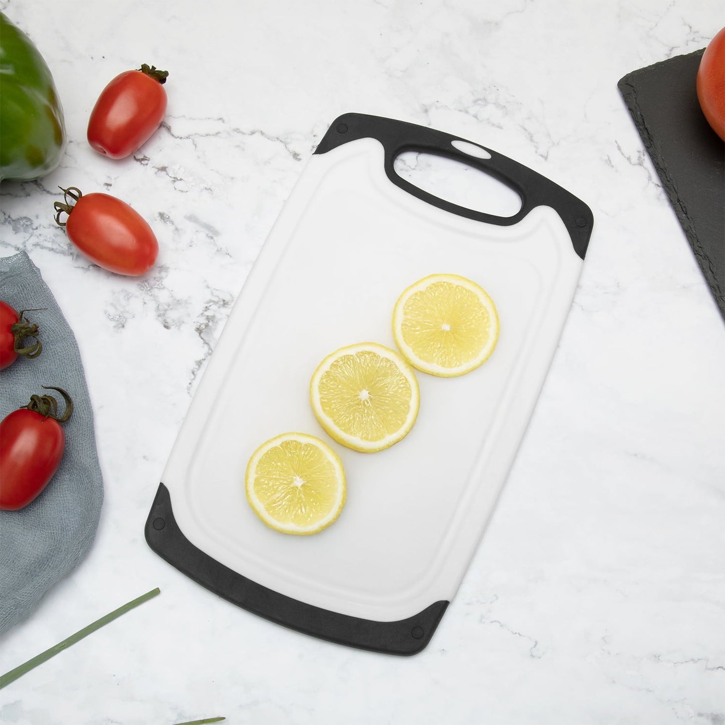 3-Piece Plastic Cutting Board Set, Cutting Boards for Kitchen with Non Slip Handles and Juice Groove, Ideal Chopping for Meat, Vegetables and Fruits, Pink, Blue, Green